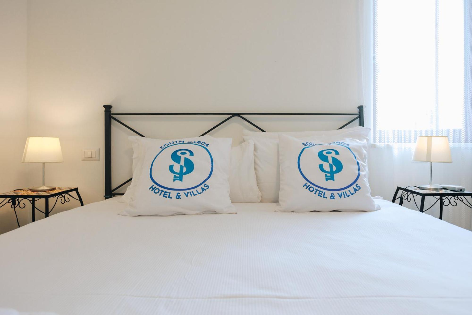 Sg Rooms - Casa Laura 페스키에라델가르다 외부 사진